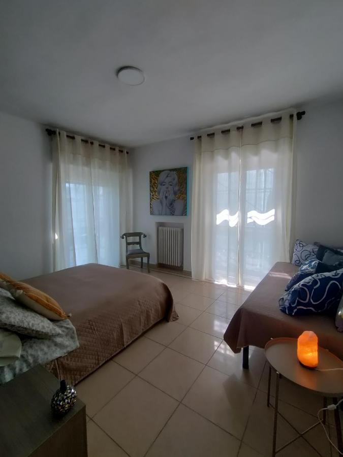 La Dimora Degli Artisti Bed & Breakfast Pescara Phòng bức ảnh